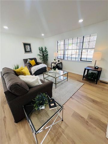 4415 Abbey Way, Powder Springs, GA 30127