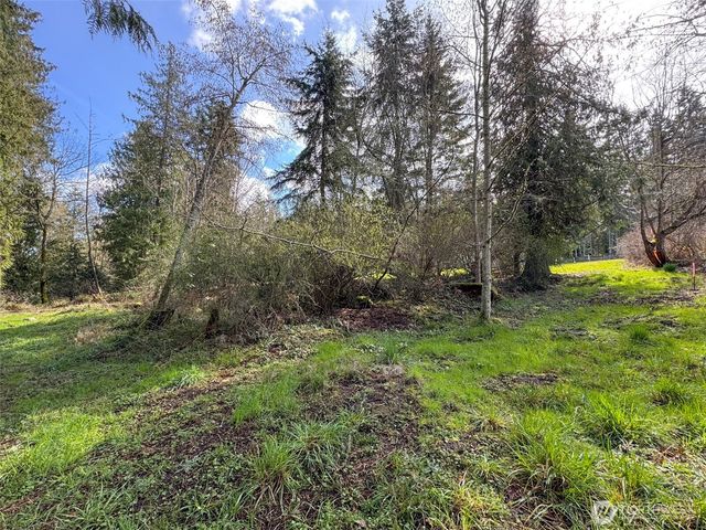 2211 Lindberg Road, Port Angeles, WA 98362