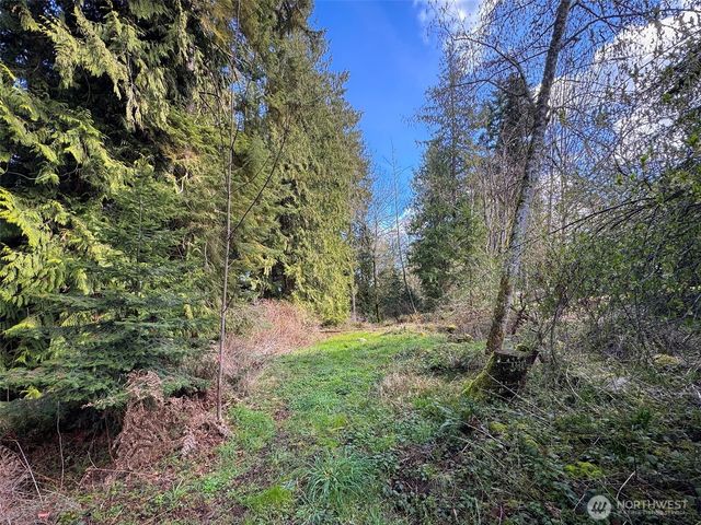 2211 Lindberg Road, Port Angeles, WA 98362