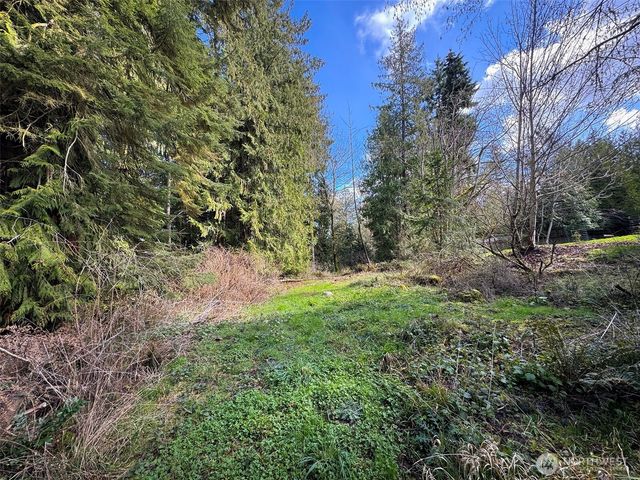 2211 Lindberg Road, Port Angeles, WA 98362