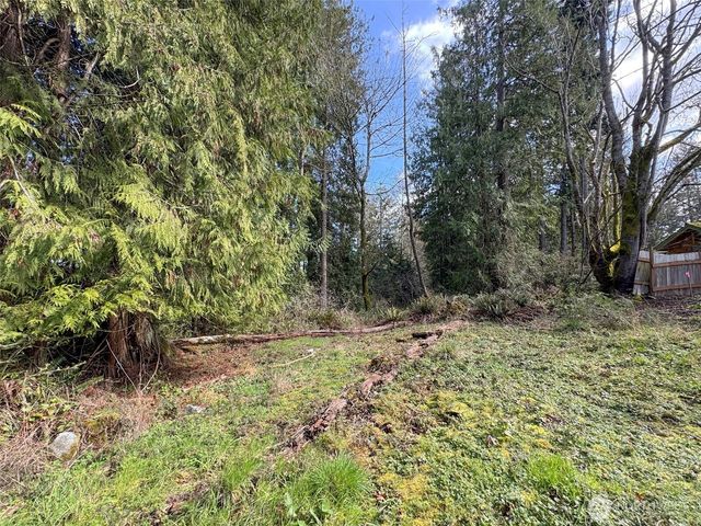 2211 Lindberg Road, Port Angeles, WA 98362