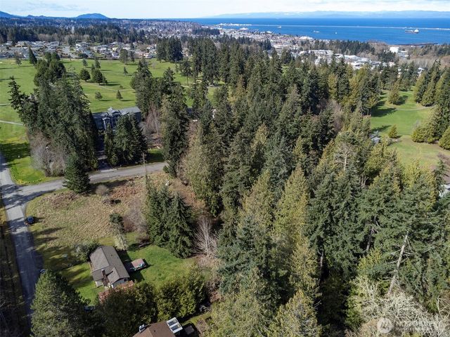 2211 Lindberg Road, Port Angeles, WA 98362