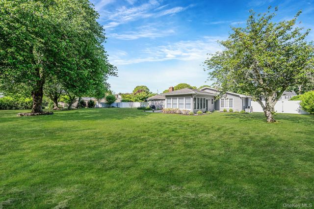17 N Durkee Lane, East Patchogue, NY 11772