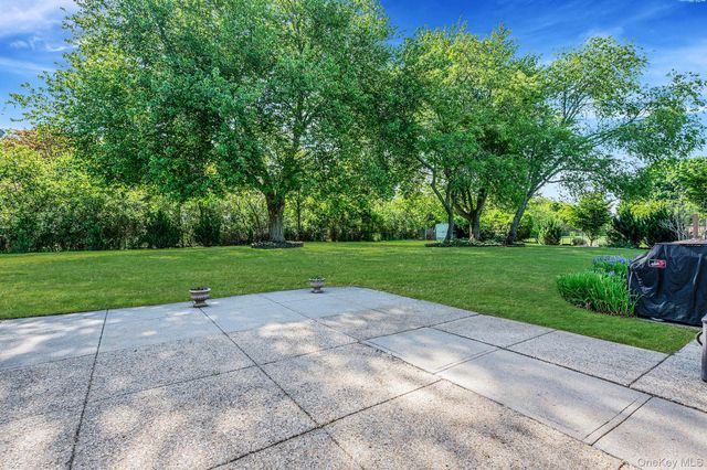 17 N Durkee Lane, East Patchogue, NY 11772