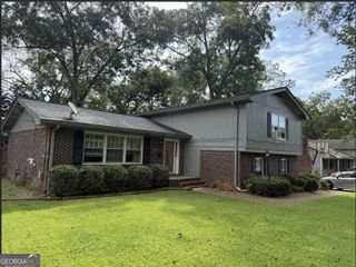 2910 Stanton Road SE, Conyers, GA 30094
