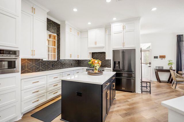 33319 White Oak Court, Magnolia, TX 77354