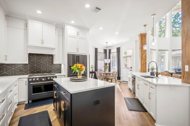 33319 White Oak Court, Magnolia, TX 77354