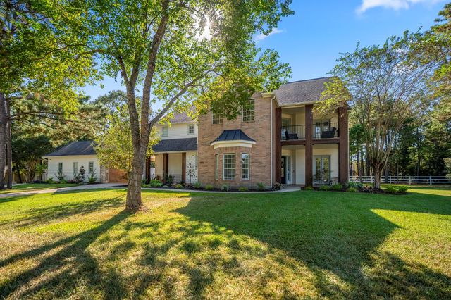 33319 White Oak Court, Magnolia, TX 77354