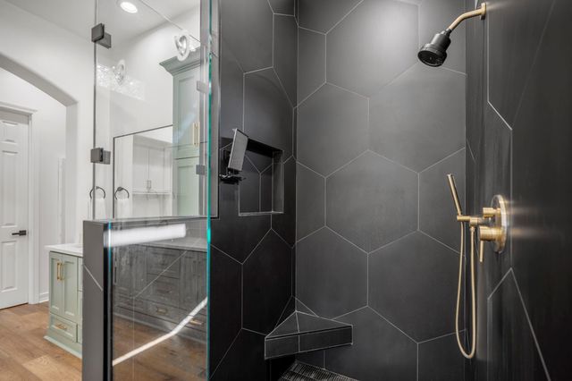 33319 White Oak Court, Magnolia, TX 77354