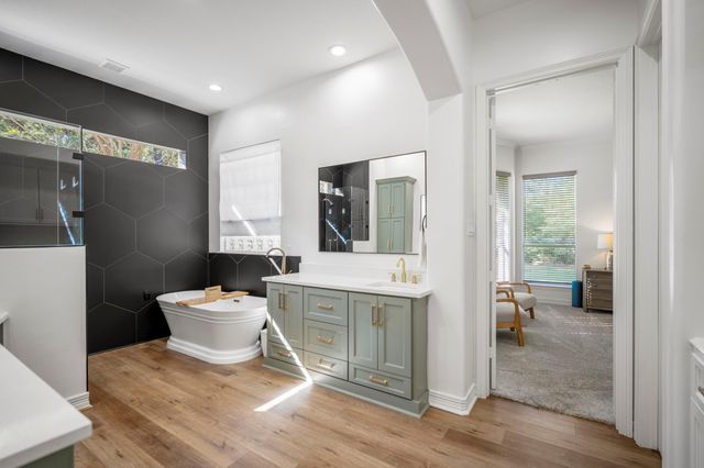 33319 White Oak Court, Magnolia, TX 77354