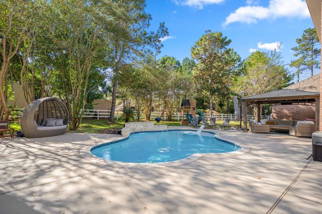 33319 White Oak Court, Magnolia, TX 77354