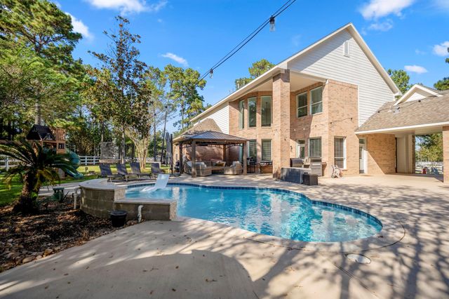 33319 White Oak Court, Magnolia, TX 77354