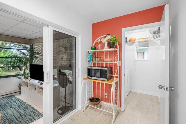 6371 Hitchin Post Way, Delray Beach, FL 33484