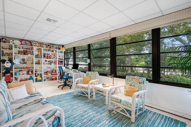 6371 Hitchin Post Way, Delray Beach, FL 33484