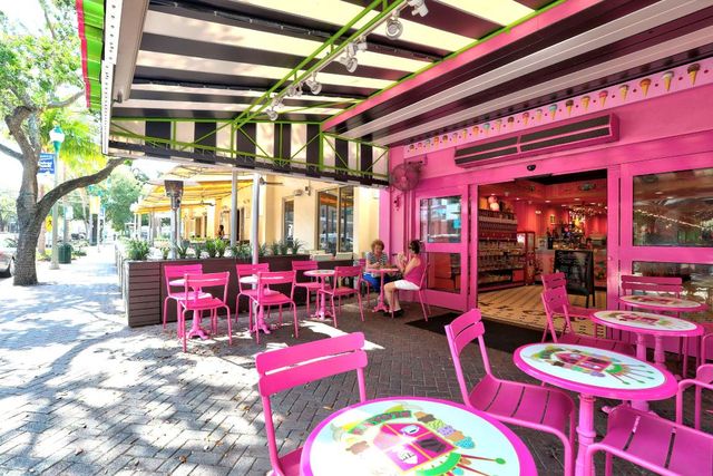 6371 Hitchin Post Way, Delray Beach, FL 33484