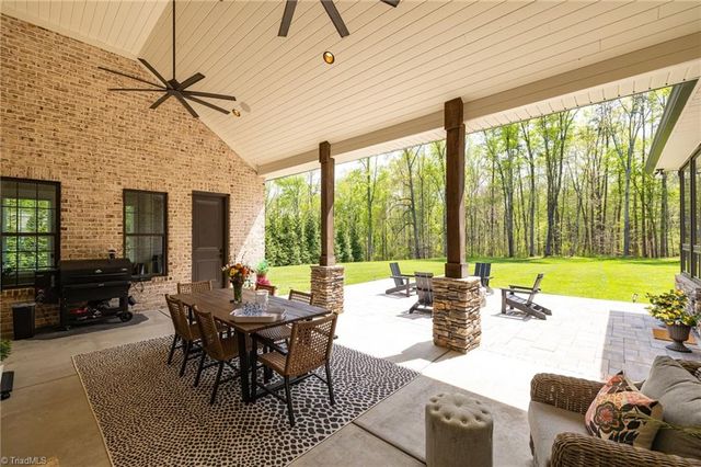 7297 Lees Ridge Road, Oak Ridge, NC 27310