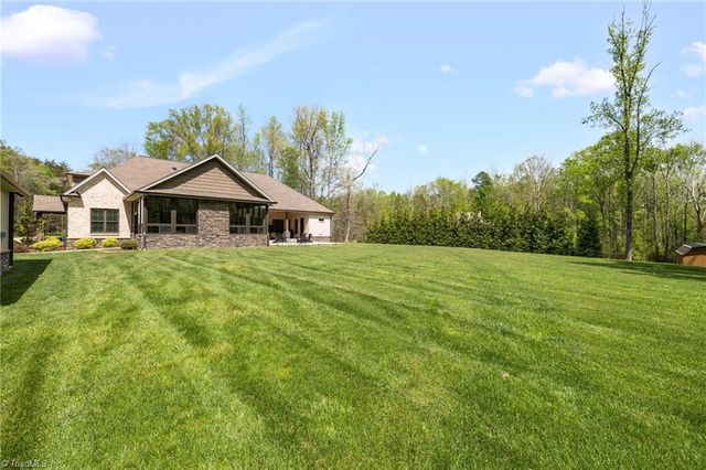 7297 Lees Ridge Road, Oak Ridge, NC 27310