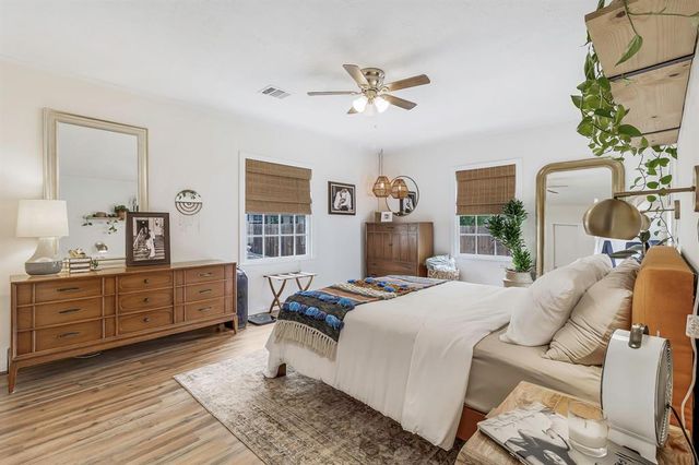 716 E Main Street, Madisonville, TX 77864