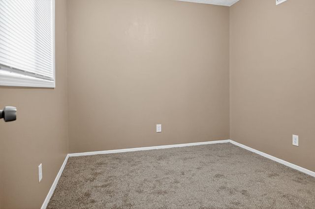 547 W RAINES RD, Memphis, TN 38109