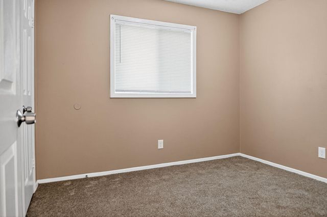 547 W RAINES RD, Memphis, TN 38109