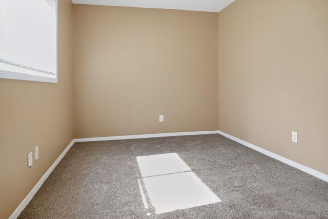 547 W RAINES RD, Memphis, TN 38109