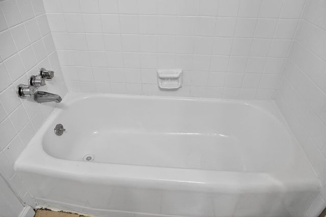 547 W RAINES RD, Memphis, TN 38109