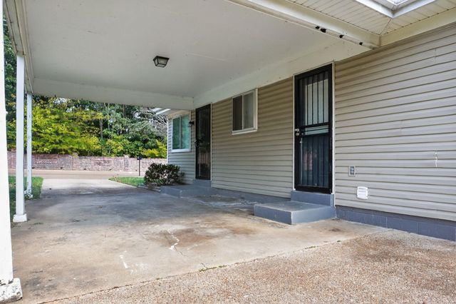 547 W RAINES RD, Memphis, TN 38109