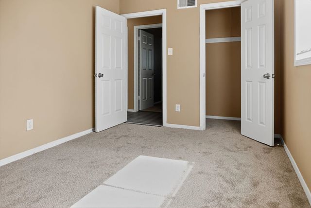 547 W RAINES RD, Memphis, TN 38109