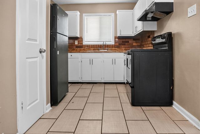 547 W RAINES RD, Memphis, TN 38109