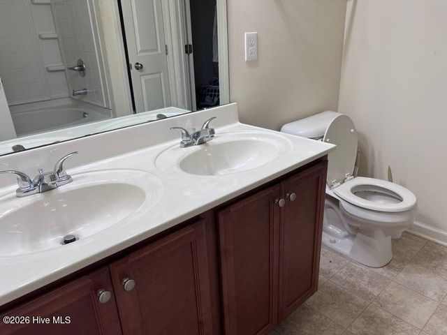 1431 Gate Hill Road SE, Bolivia, NC 28422