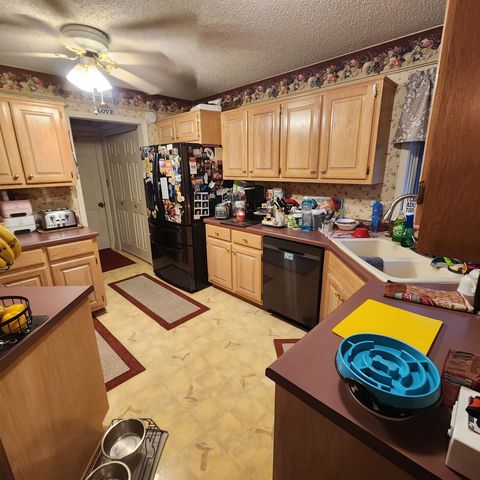 2 Skeinah Circle, Cherokee Village, AR 72529