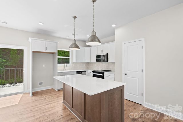 183 Cherry Springs Lane 24-B, Asheville, NC 28804