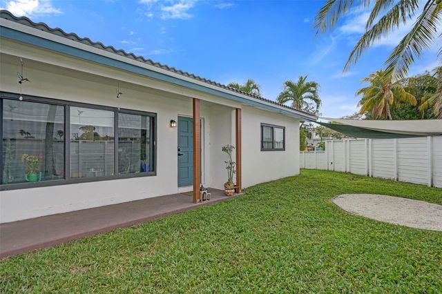 2500 NE 16th Avenue, Fort Lauderdale, FL 33305