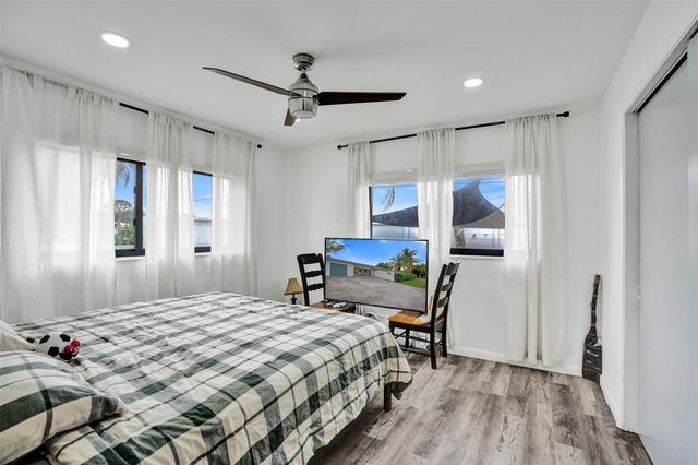 2500 NE 16th Avenue, Fort Lauderdale, FL 33305