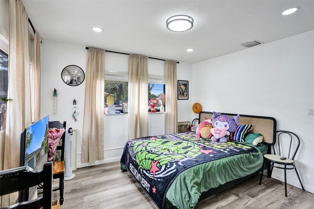 2500 NE 16th Avenue, Fort Lauderdale, FL 33305