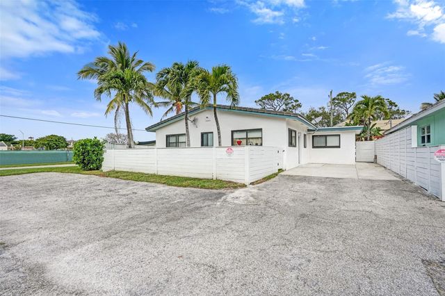 2500 NE 16th Avenue, Fort Lauderdale, FL 33305