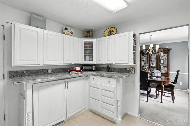 1128 Oldwick Drive, Reading, OH 45215