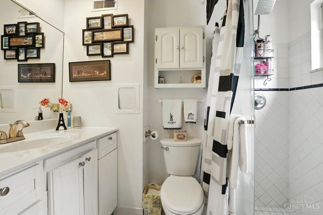 1128 Oldwick Drive, Reading, OH 45215