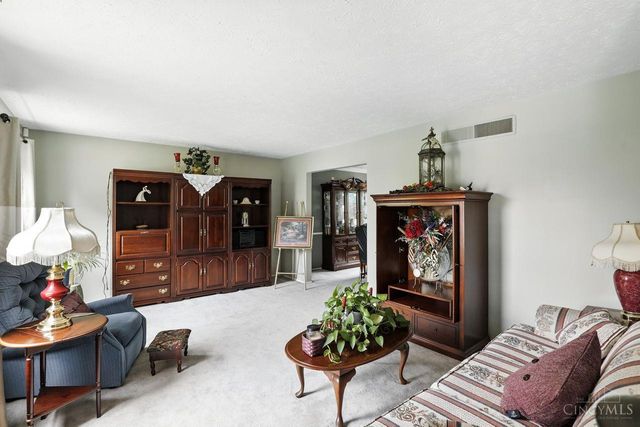 1128 Oldwick Drive, Reading, OH 45215