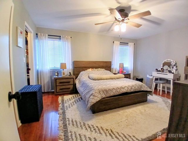 119 Nightingale Court, Old Bridge, NJ 08857