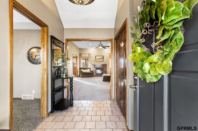 11024 N 61St Street, Omaha, NE 68152