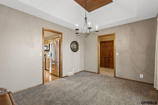 11024 N 61St Street, Omaha, NE 68152