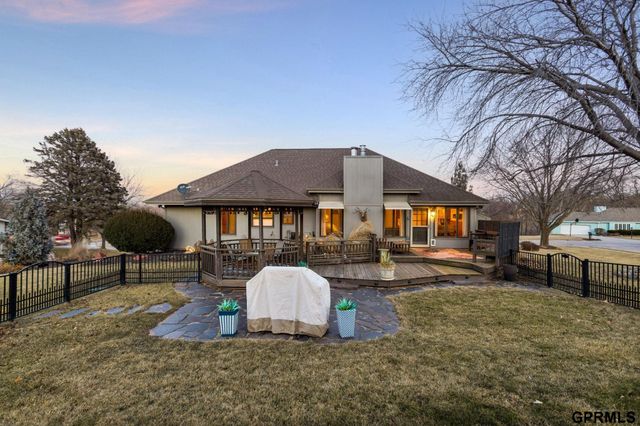 11024 N 61St Street, Omaha, NE 68152