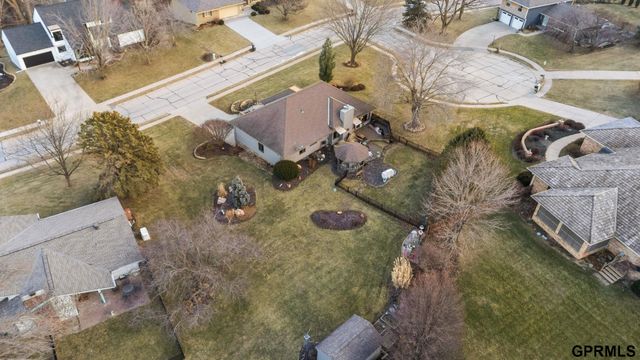 11024 N 61St Street, Omaha, NE 68152