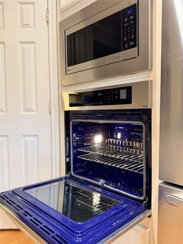 5718 Feagan Street, Houston, TX 77007