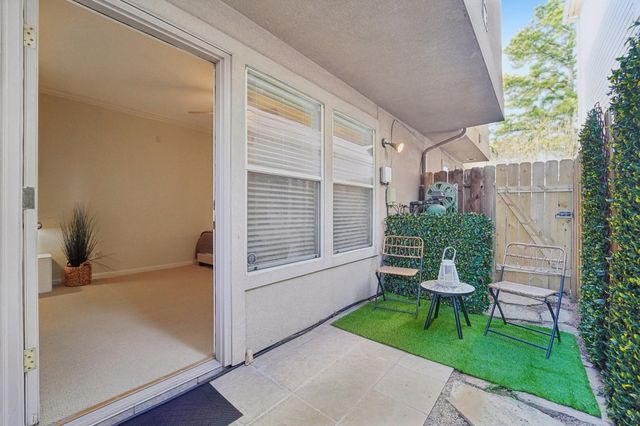 5718 Feagan Street, Houston, TX 77007