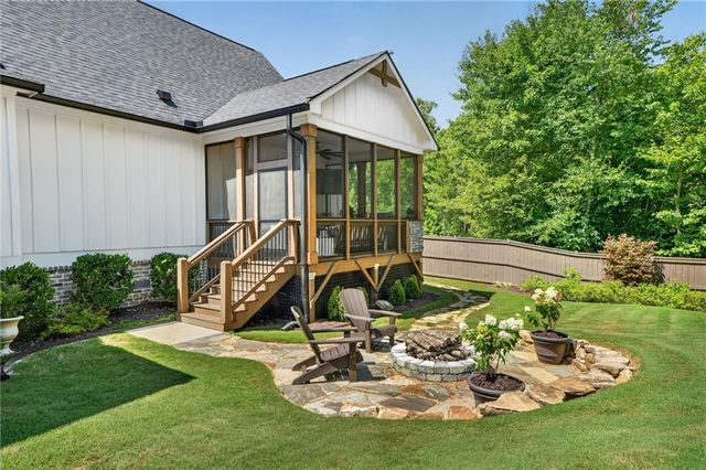 253 London Road, Ball Ground, GA 30107