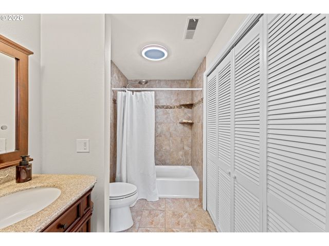 545 S FLORIDA St, Portland, OR 97219