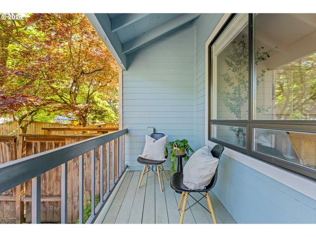 545 S FLORIDA St, Portland, OR 97219