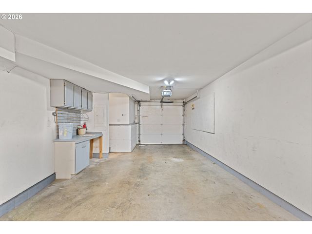 545 S FLORIDA St, Portland, OR 97219
